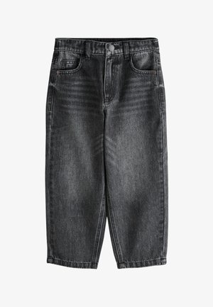 Mustad pestud teksapüksid ees taskute, vööaasade ja metallist nööp-kinnitusega, valgel taustal esitletud.