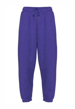 Pantalones de chándal morados con cintura elástica y cordón ajustable. Presentan puños acanalados y diseño de pierna recta, fabricados con material suave.