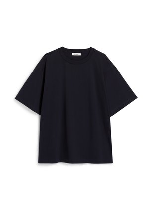 Zwart oversized t-shirt met korte mouwen en een ronde hals, met een klein wit label aan de binnenkant van de kraag.