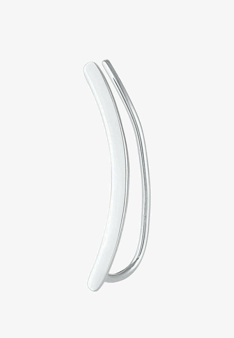 Poignée de porte incurvée de couleur argentée avec une surface lisse et une forme allongée, présentée sur fond blanc.