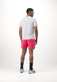 Nike Performance CHALLENGER - Športové šortky - aster pink/dark pony/black/silver