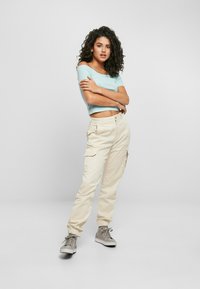 Urban Classics OFF SHOULDER - Tricou basic - seablue