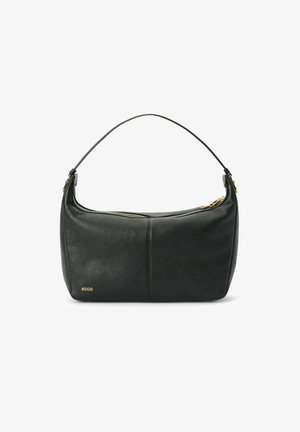 Borsa a mano in pelle nera con superficie liscia, forma curva, cerniera dorata e una sola tracolla. Logo del marchio visibile sulla parte anteriore.