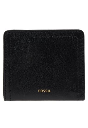 Svart läder plånbok med texturerad yta. Har en guldfärgad "Fossil"-logotyp längst ner och flera kortfack för organiserad förvaring.