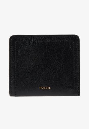 Zwarte leren portemonnee met een gestructureerde afwerking. Beschikt over een gouden "Fossil"-logo onderaan en meerdere kaartsleuven voor organisatie.