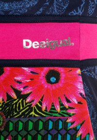 Desigual Sukienka z dżerseju