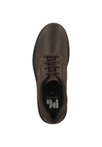 Scarpa di pelle marrone con finitura liscia, punta rotonda e design con allacciatura. Presenta una soletta imbottita e una suola in gomma testurizzata.