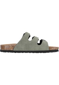 Grüne Wildleder-Sandale mit drei ausgeschnittenen Riemen, korkähnlicher Zwischensohle und strukturiertem schwarzen Gummisohle. Fokussiertes Design, lässiger Stil.