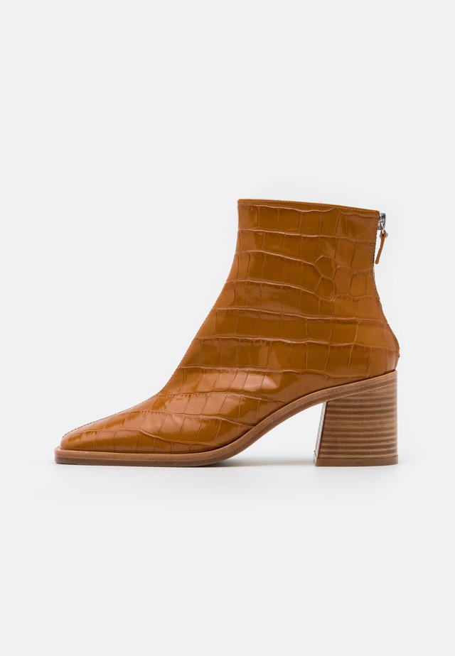 IVY TAWNY - Ankelstøvler - brown