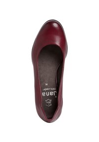 Ballet flat da donna in pelle bordeaux con punta arrotondata e soletta ammortizzata etichettata "Jana 100% Comfort."