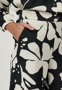D'Auvry Broek - black