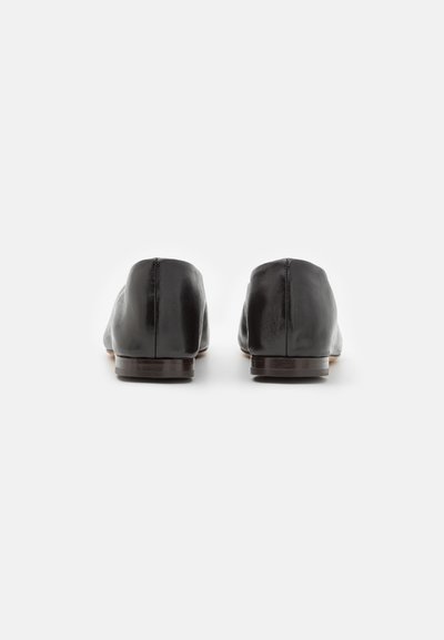 Mansur Gavriel GLOVE FLAT - Μπαλαρίνες - black/flamma
