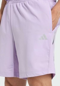 adidas Performance TECH - Pantalón corto de deporte - powder plum