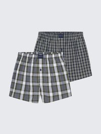 Två par rutiga bomullsboxershorts, en med gröna och vita rutor, den andra med marinblå och gula rutor, båda med elastisk midja.
