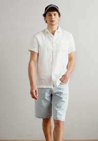 Scotch & Soda CORE SHIRT - Overhemd - off white