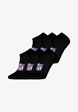 Schwarze Knöchel-Socken mit einem mehrfarbigen NFL-Logo auf der Außenseite; vier Paare dargestellt, mit weichem Stoff und gerippten Bündchen.