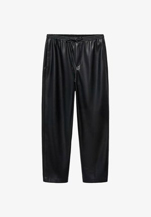 Pantaloni neri, lucidi e in materiale sintetico con vita elasticizzata e cordoncino. Presentano una lunghezza cropped e due tasche laterali. Texture liscia.