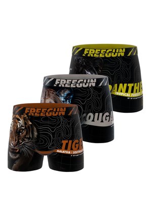 Trois boxers noirs avec des imprimés d'animaux et les noms : tigre, cougar et panthère, avec la marque "FREEGUN" sur les ceintures.