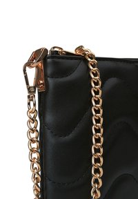 VUCH LYLANN QTD - Taška s příčným popruhem - black