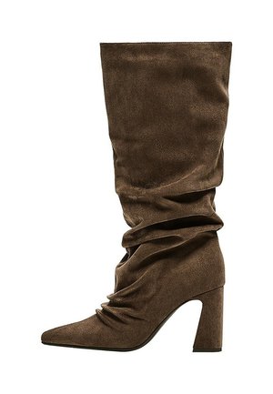 Bershka, SLOUCHY HIGH-HEEL - BOOTS - Bottes à talons hauts - brown