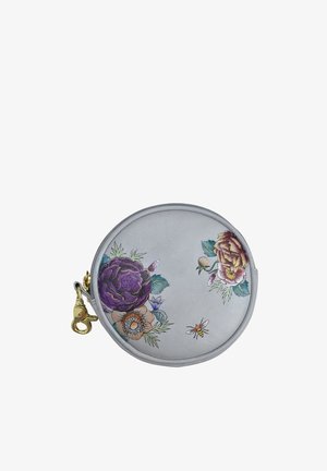 Ronde grijze leren muntentas met kleurrijke bloemenmotieven en een bij, met een gouden sluiting. Gladde textuur, compacte vorm.