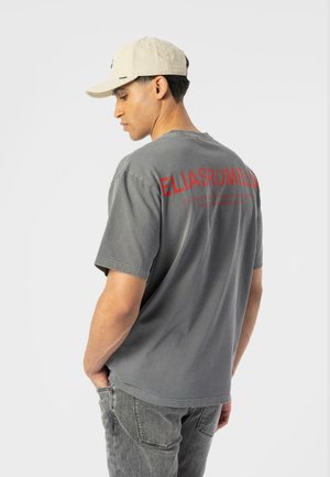 Print T-shirt - grey