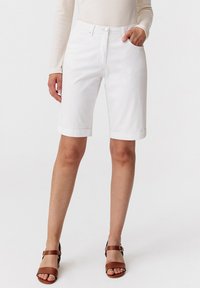 Damart BERMUDA EXTENSIBLE - Shorts vaqueros - white