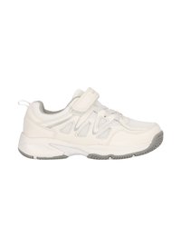 Chaussure de sport blanche avec des panneaux en maille et une sangle Velcro. Présente une semelle rembourrée et une semelle extérieure en caoutchouc texturé pour une meilleure adhérence.
