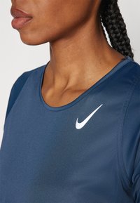 Nike Performance FAST TOP - Camiseta deportiva - armory navy/reflective silver