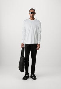 Diesel ADJUST - Top dugih rukava - white