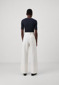 DAY Birger et Mikkelsen TERRI SOLID - Bukse - cloud cream