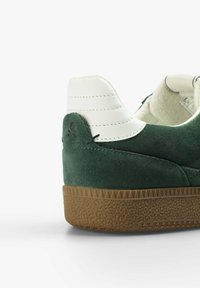 Scalpers MIKO - Baskets basses - green