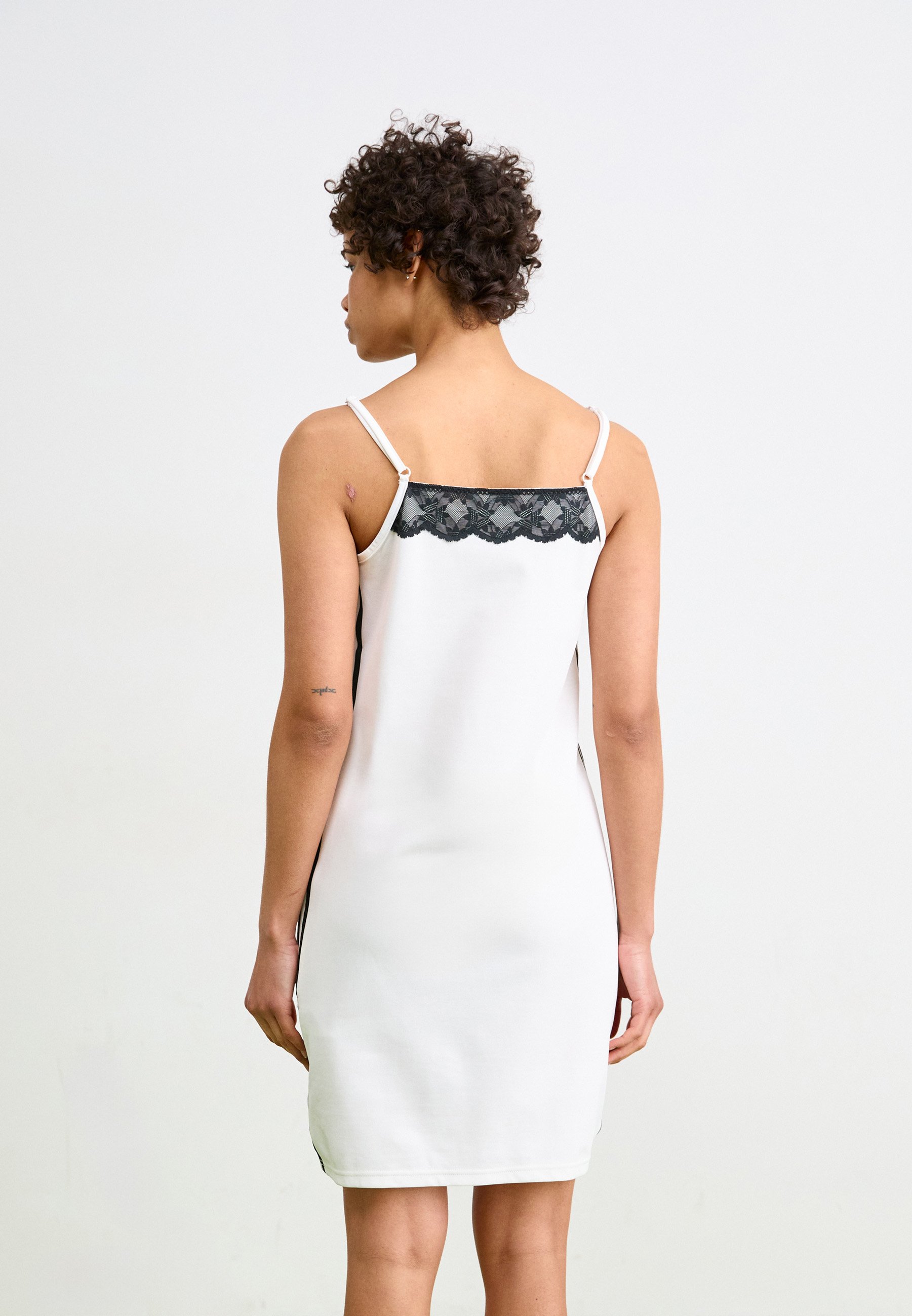 adidas Originals R3CD - Day dress - cloud white/black/white