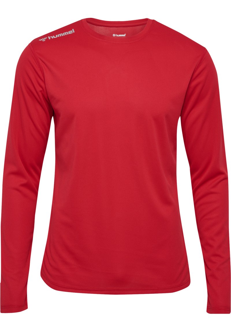 Rode lange mouw sportshirt van lichtgewicht stof. Heeft een ronde halslijn en een Hummel-logo op de linker schouder. Gladde textuur.