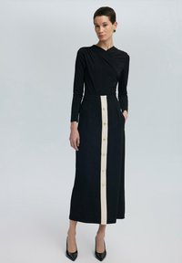 BUTTONED - A-linjekjol - black