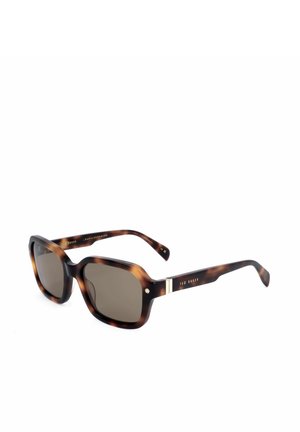 Occhiali da sole quadrati tartarugati con lenti scure e sottili dettagli dorati sulle aste, con logo Ted Baker.