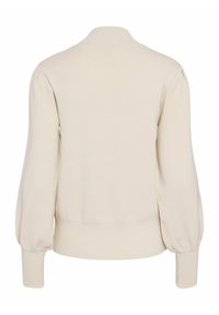 Cremefarbener gestrickter Pullover mit langen Puffärmeln sowie gerippten Bündchen, Kragen und Saum, von hinten auf einem weißen Hintergrund gezeigt.