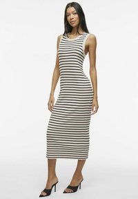 VILA ÄRMELLOSES - Robe pull - birch