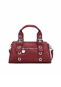 Bolso de mano de cuero sintético rojo con doble asa, herrajes plateados, bolsillo lateral con cremallera y ojales decorativos en la parte frontal y los laterales.