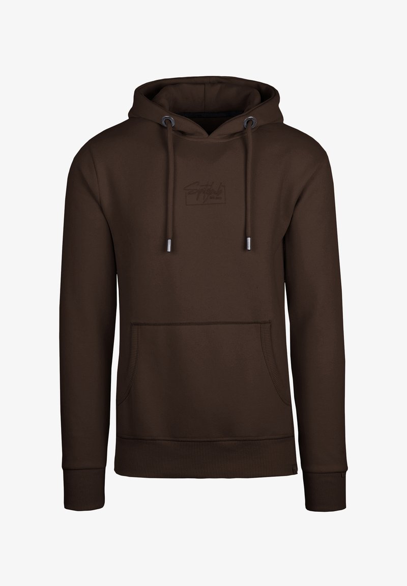 Bruine pullover hoodie met een voorste kangoeroezak, koordjes en een subtiele logo-embossing op de borst. Gemaakt van zachte stof.