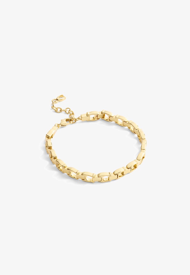 Guldarmbandskedja med sammankopplade länkar, slät yta, justerbar lås med kedjeutdrag för storleksflexibilitet.