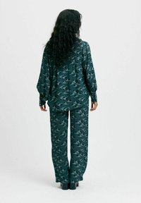 Emmamalena Tygbyxor - green