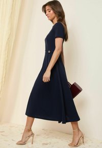 Friends Like These Jerseykleid - navy