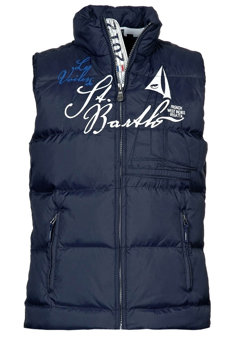 Navyblå pufferväst med hög krage, framblixtslutning, två fickor med dragkedja och vitt tryckt text och grafiska detaljer.