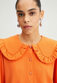 Touché Privé COLLAR DETAILED  - Pogājama blūze - orange