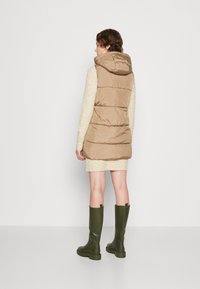 ONLY ONLASTA PUFFER WAISTCOAT - Liemenė - walnut