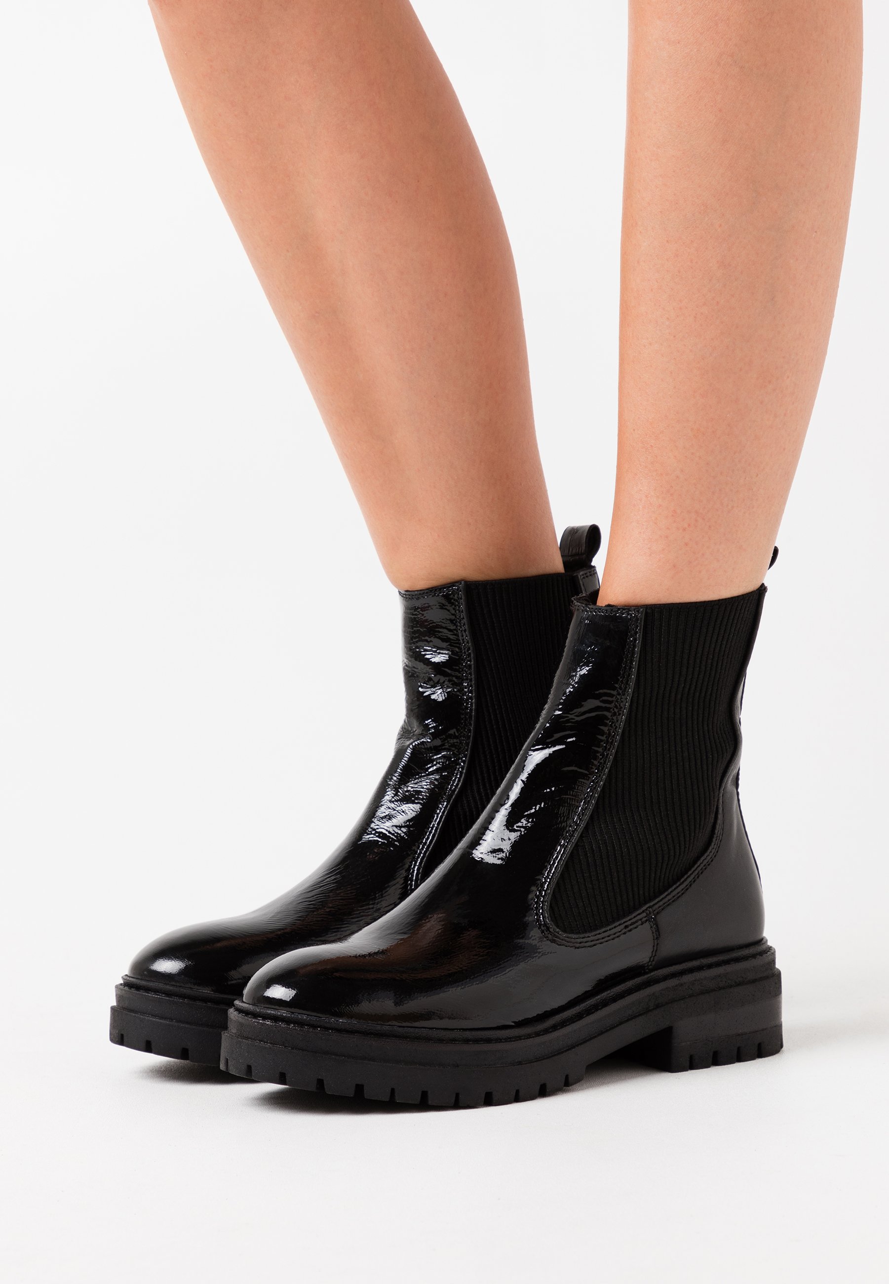 patent platform boots