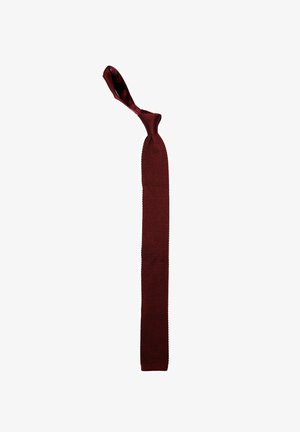 Bordeaux strikket slips med en struktureret overflade og en glat satin halsløkke. Har en let afsmalnet længde og et ensartet mønster gennem hele slipset.