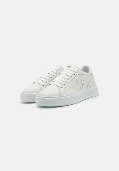 Roberto Cavalli Sneakers basse - white