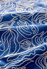 PUFF SLEEVE CORNELLI DETAIL DRAWSTRING  - Triko s potiskem -  blue